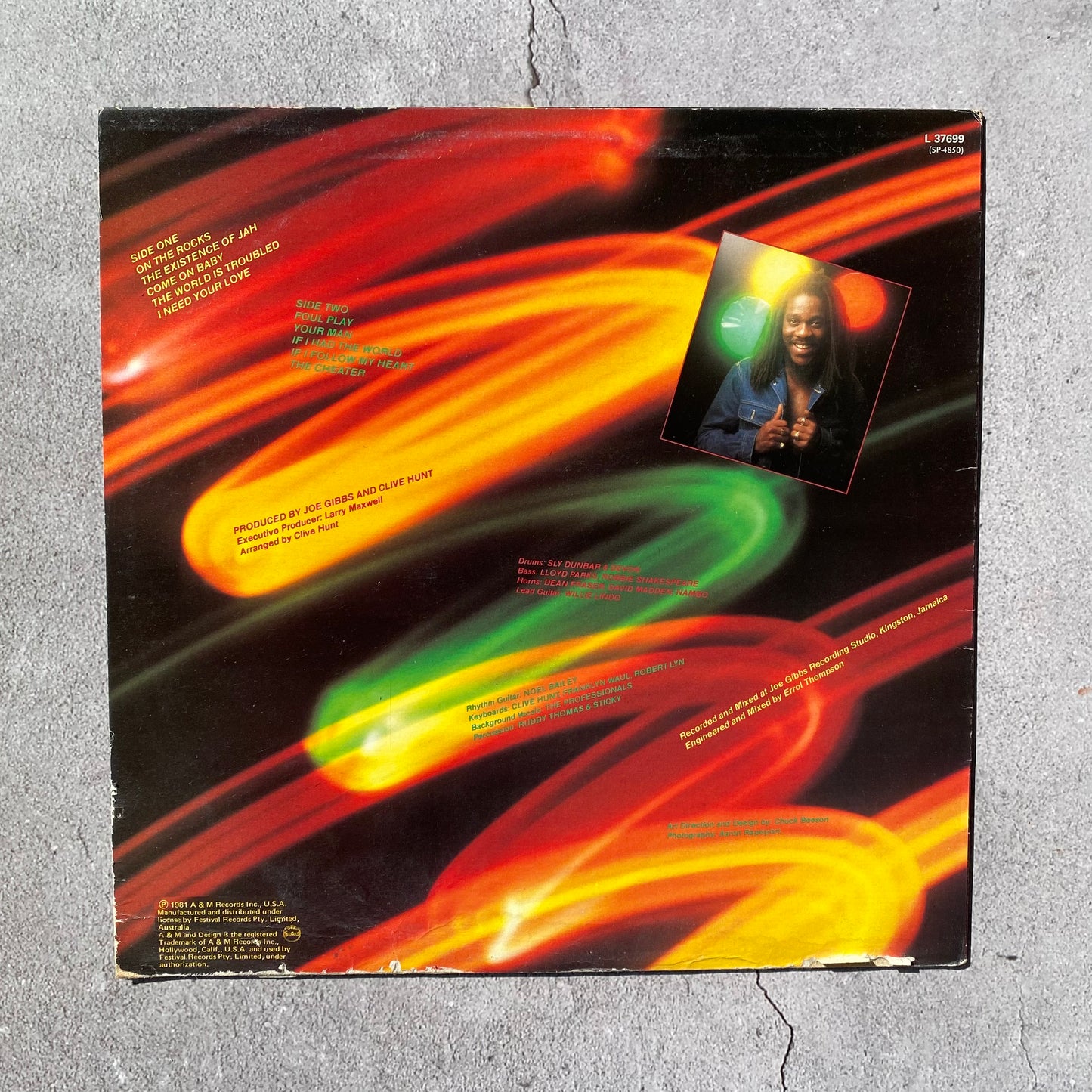 Dennis Brown - Foul Play