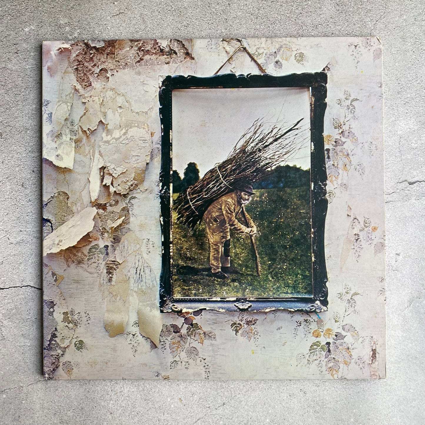 Led Zeppelin -  IV (1976 Japan Pressing)